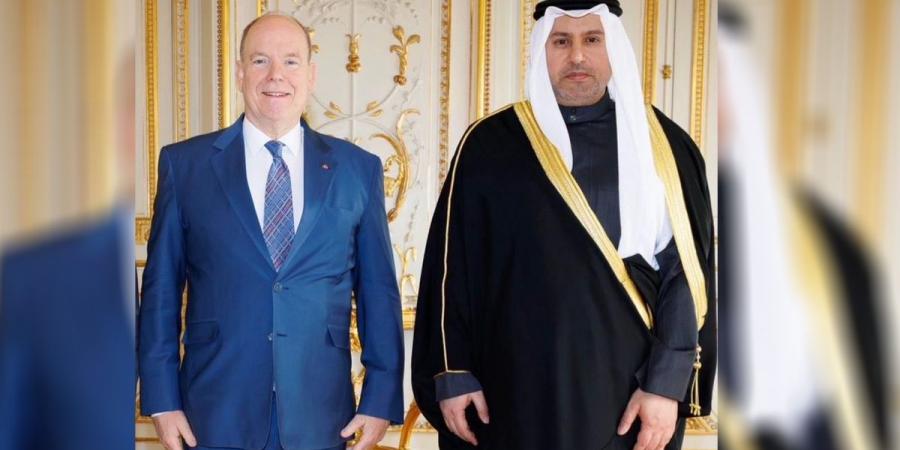 سفير الكويت في باريس يُقدم أوراق اعتماده سفيراً غير مقيم ومحالاً لدى موناكو
