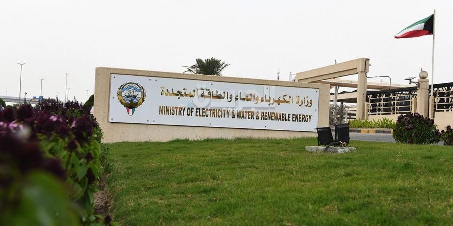 عدوان إيراني على الكويت استهدف محطة قوى كهربائية وتقطير للمياه.. والأضرار مادية