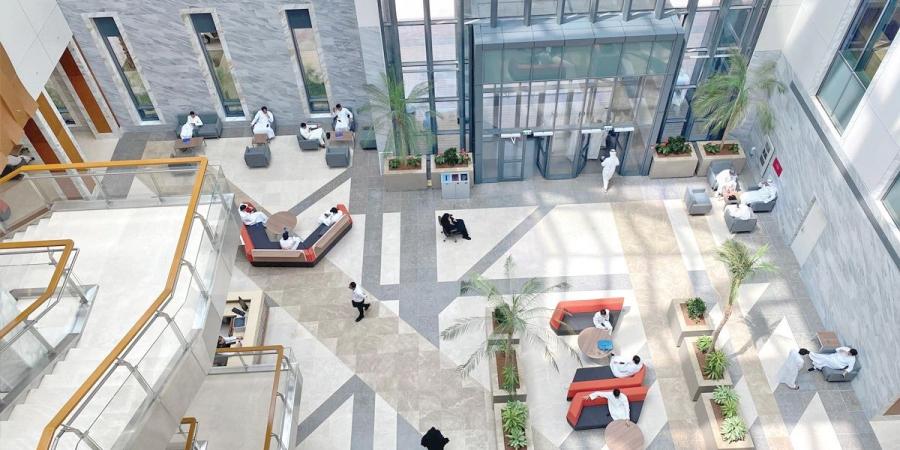 «الحقوق»: الاختبارات النهائية... «أونلاين»