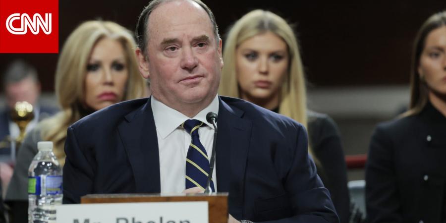 ما وراء إقالة وزير البحرية الأمريكية مع استمرار حصار موانئ إيران.. مصادر تكشف لـCNN