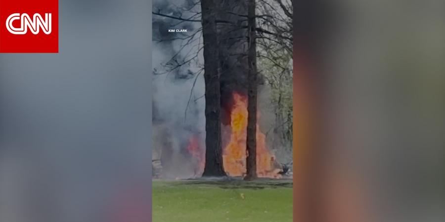 تسجيلات برج المراقبة توثق اللحظات الأخيرة.. استمع لما حدث قبل تحطم طائرة بأمريكا