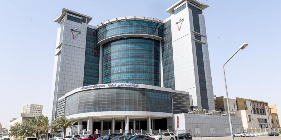 «القوى العاملة»: 676 عاملاً استفادوا من قرار «تحويل المحظورة» حتى الآن
