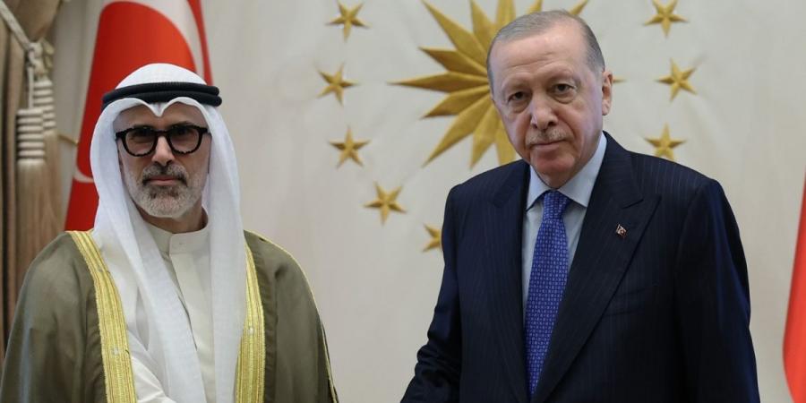 رسالة من الأمير للرئيس التركي تتعلق بالتطورات وتعزيز العلاقات
