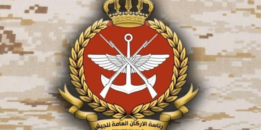 رئاسة الأركان تهيب بالمواطنين والمقيمين عدم الاقتراب أو لمس أي حطام أو شظايا أو أجسام مجهولة