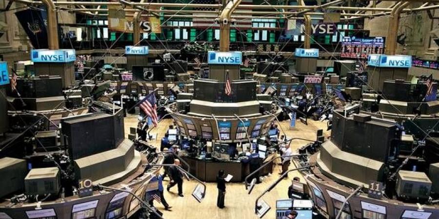 الأسهم الأمريكية تواصل ارتفاعها مدفوعة بالاتفاق الأمريكي الإيراني