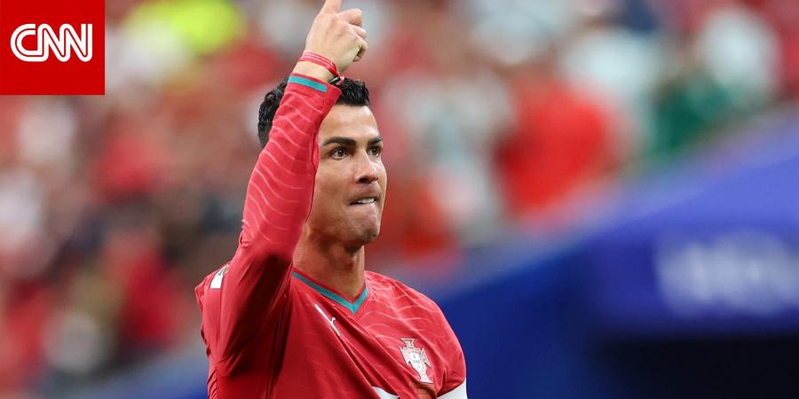 كأس العالم.. تصرف "غير متوقع" من رونالدو بعد سؤاله عن أهداف ميسي