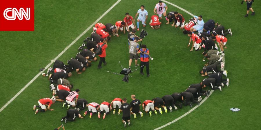 "فوز تاريخي".. علاء مبارك يعلّق على تأهل منتخب مصر لدور الـ16 في المونديال