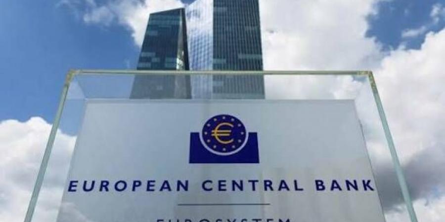 التوترات بمضيق هرمز تؤدي لتقلبات شديدة بتوقعات الفائدة الأوروبية