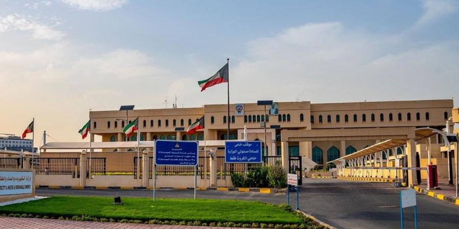 الكهرباء: تعرض محطة للقوى الكهربائية وتقطير المياه لهجوم  معادي