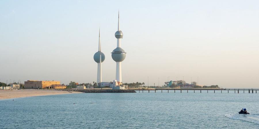 طقس اليوم شديد الحرارة مع فرصة للغبار.. والعظمى 50 مئوية