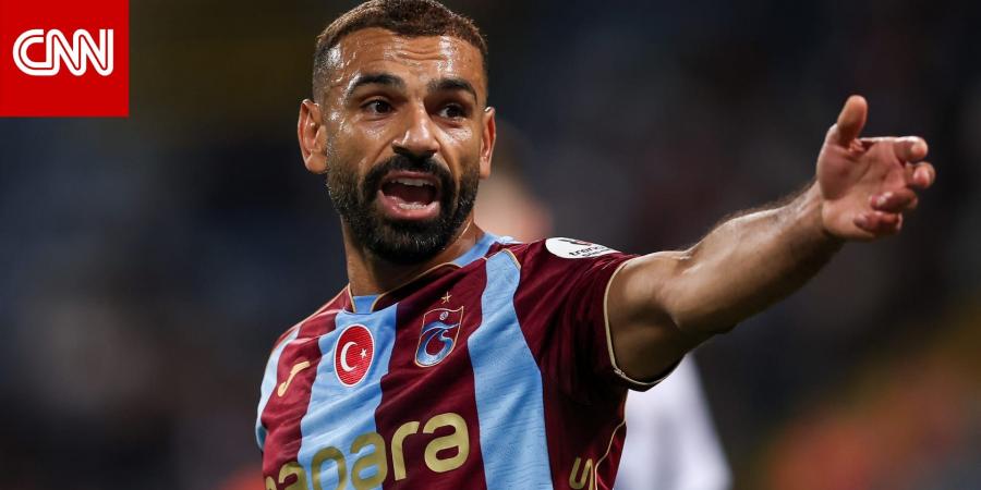نبأ عاجل .. صورة جديدة لمحمد صلاح أثناء توقيع عقده مع طرابزونسبور - بوابة مصر الجديدة