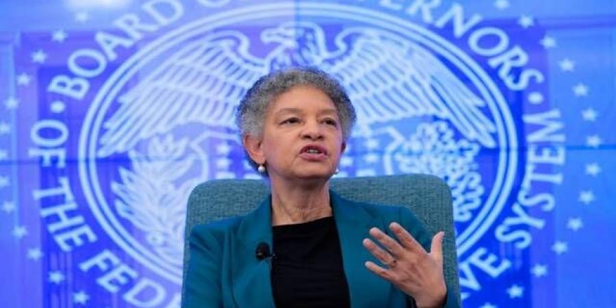 تداول اليوم .. رئيسة فيدرالي بوسطن تحذر من ضرورة رفع الفائدة الأمريكية قريبًا - بوابة مصر الجديدة