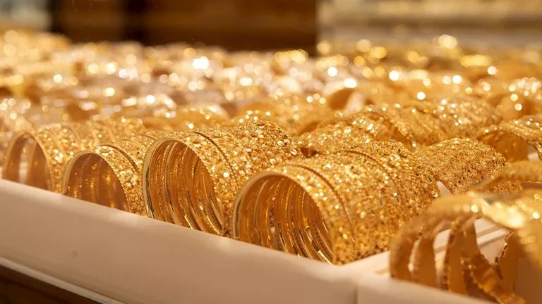 سعر الذهب اليوم في مصر مع بداية تعاملات.. 6290 جنيها لعيار 21